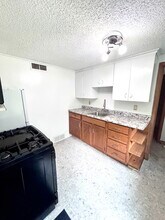 1430 13th St, Unit #2 in Ames, IA - Building Photo - Building Photo