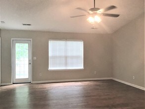 411 Revis Creek Ct in Simpsonville, SC - Building Photo - Building Photo