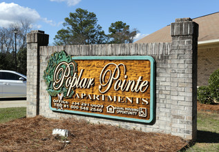 Poplar Pointe in Phenix City, AL - Building Photo - Building Photo