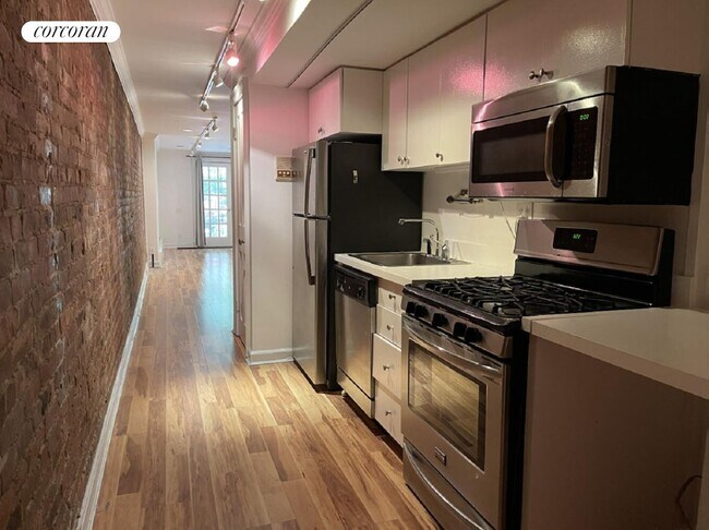 property at 208 E 78th St