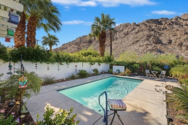 52273 Avenida Madero in La Quinta, CA - Building Photo - Building Photo