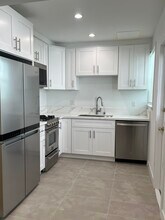 1725 1/2 Malcolm Ave in Los Angeles, CA - Building Photo - Building Photo