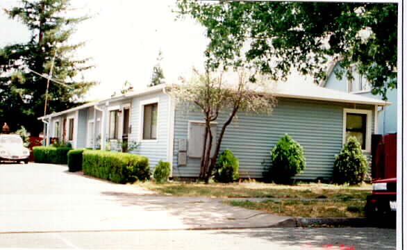 1161-1163 Junipero Ave in Redwood City, CA - Building Photo - Building Photo