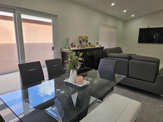14263 SW 177th Terrace in Miami, FL - Building Photo - Building Photo