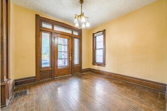 229 E 11th Ave in Columbus, OH - Building Photo - Building Photo