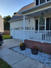 220 Newport Drive in Jacksonville, NC - Building Photo - Building Photo