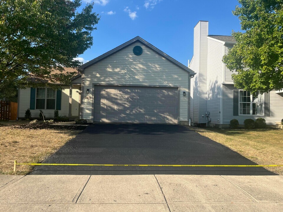 3412 Westerville Woods Dr in Columbus, OH - Building Photo