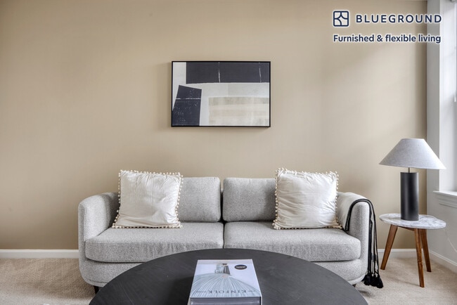 632 Massachusetts Ave in Cambridge, MA - Building Photo - Building Photo