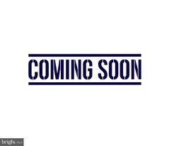 13412 Burrough Farm Dr in Herndon, VA - Building Photo