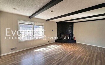 13002 Crystal Ave in Grandview, MO - Building Photo - Building Photo