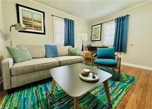 918 Harris St in Burlington, NC - Foto de edificio - Building Photo