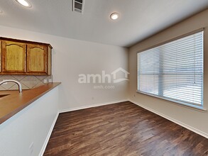 6449 Geneva Ln in Fort Worth, TX - Building Photo - Building Photo