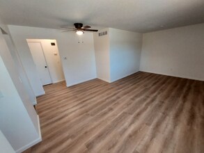 801 Dondee Dr in Manhattan, KS - Building Photo - Building Photo