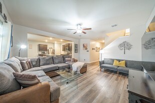 7216 Jebson Pass in San Antonio, TX - Building Photo