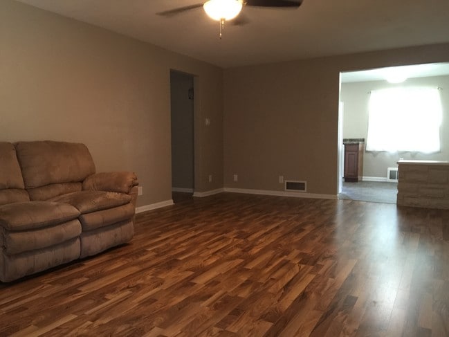 222 Prospect Ave in Findlay, OH - Building Photo - Building Photo