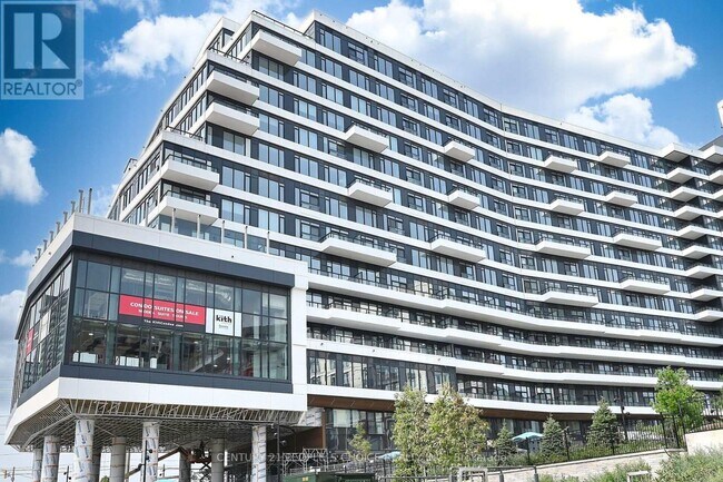 2485 Eglinton Ave W in Mississauga, ON - Building Photo - Building Photo