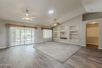 24321 S Stoney Path Dr in Sun Lakes, AZ - Building Photo - Building Photo