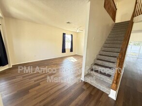 12653 Longcrest Dr in Riverview, FL - Building Photo - Building Photo