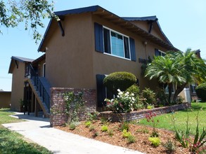 8641 Cerritos Ave in Stanton, CA - Building Photo - Building Photo