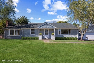 119 Bowman Dr in Greenwich, CT - Building Photo