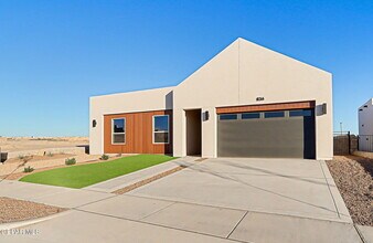 836 Eltham Dr in Horizon City, TX - Building Photo - Building Photo