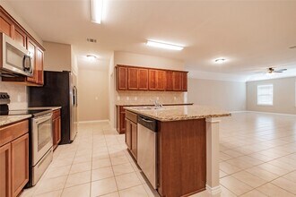 1120 Decker Dr in Fate, TX - Foto de edificio - Building Photo