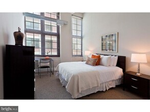 201 S 25th St, Unit 2B-312 in Philadelphia, PA - Building Photo - Building Photo