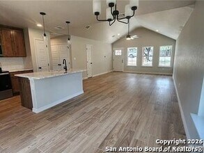 151 Twin Elm Dr in Canyon Lake, TX - Building Photo - Building Photo