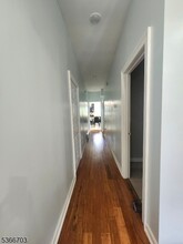 21 Lawrence St in Bloomfield, NJ - Building Photo - Building Photo