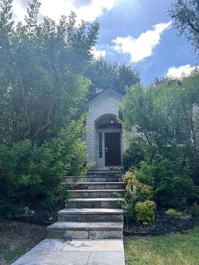 property at 7511 Waldon Dr