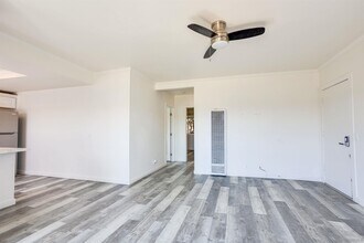 311 Zenith St-Unit -4 in Chula Vista, CA - Building Photo - Building Photo