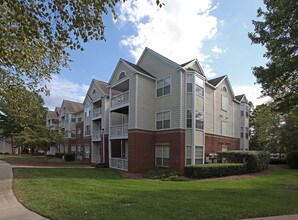 Legacy Arboretum Apartments in Charlotte, NC - Building Photo - Building Photo