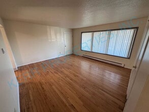 5419 SE 17th Ave in Portland, OR - Building Photo - Building Photo