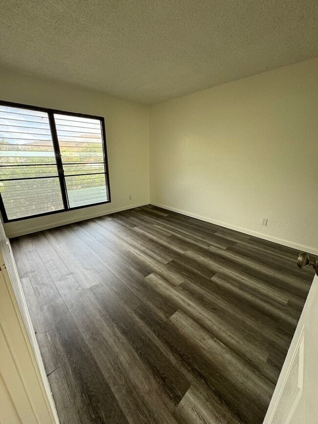 87-118-118 Helelua St in Waianae, HI - Building Photo - Building Photo