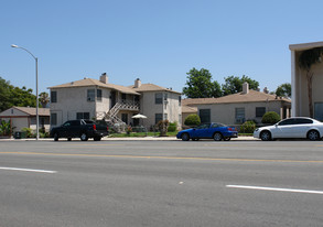 8831 La Mesa Blvd Apartments