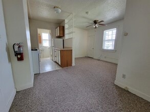 620 Bowery St in Iowa City, IA - Building Photo - Building Photo