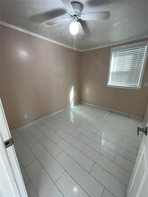 13809 Hershe St in Houston, TX - Building Photo - Building Photo