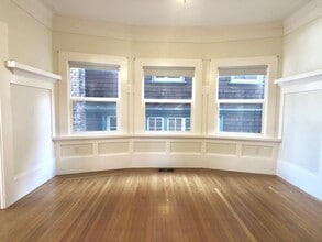 1714 Santa Clara Ave in Alameda, CA - Building Photo - Building Photo