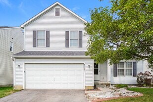 5121 Tyler Henry Dr in Canal Winchester, OH - Building Photo
