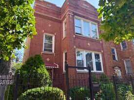 2855 N Ridgeway Ave, Unit 2 in Chicago, IL - Building Photo