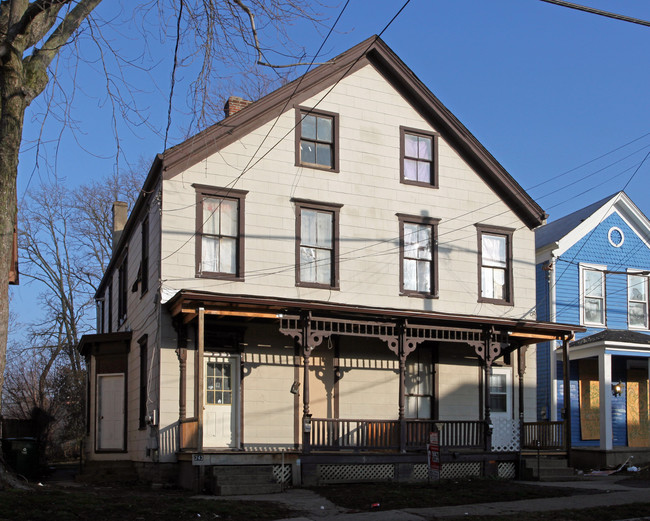 243-245 McCullough St in Cincinnati, OH - Building Photo - Building Photo