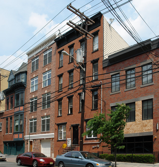 63 Jefferson St in Hoboken, NJ - Building Photo - Building Photo