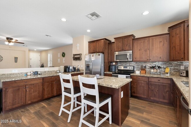 6763 W Wethersfield Rd in Peoria, AZ - Building Photo - Building Photo
