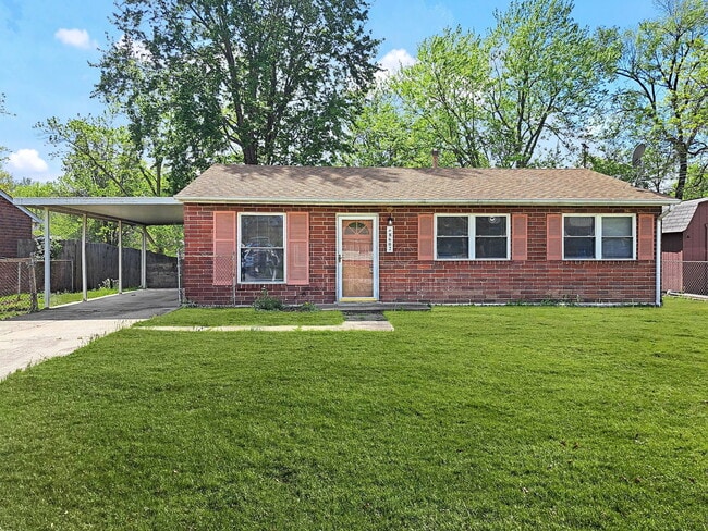 property at 8602 Gary Wy