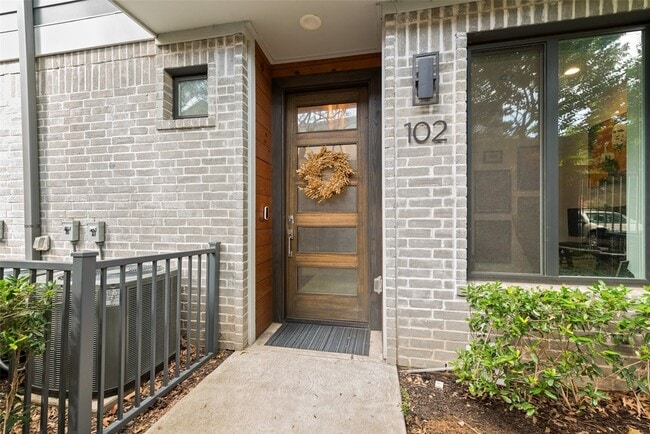 6004 Hudson St, Unit 102 in Dallas, TX - Building Photo - Building Photo