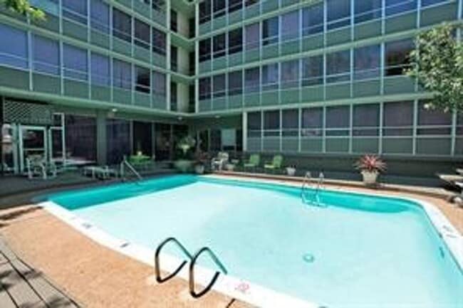 property at 1800 Lavaca St