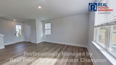 3354 Summer Tanager Ln in Leland, NC - Building Photo - Building Photo