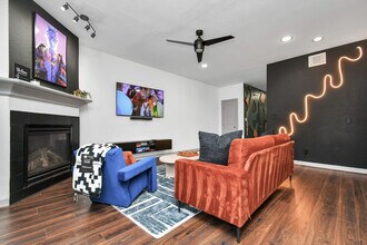 2905 Baer St in Houston, TX - Building Photo - Building Photo