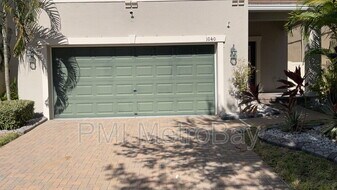 1040 Oliveto Verdi Ct in Brandon, FL - Building Photo