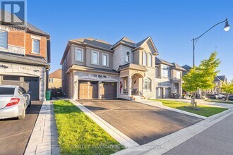 25 Lyle Wy in Brampton, ON - Building Photo - Building Photo